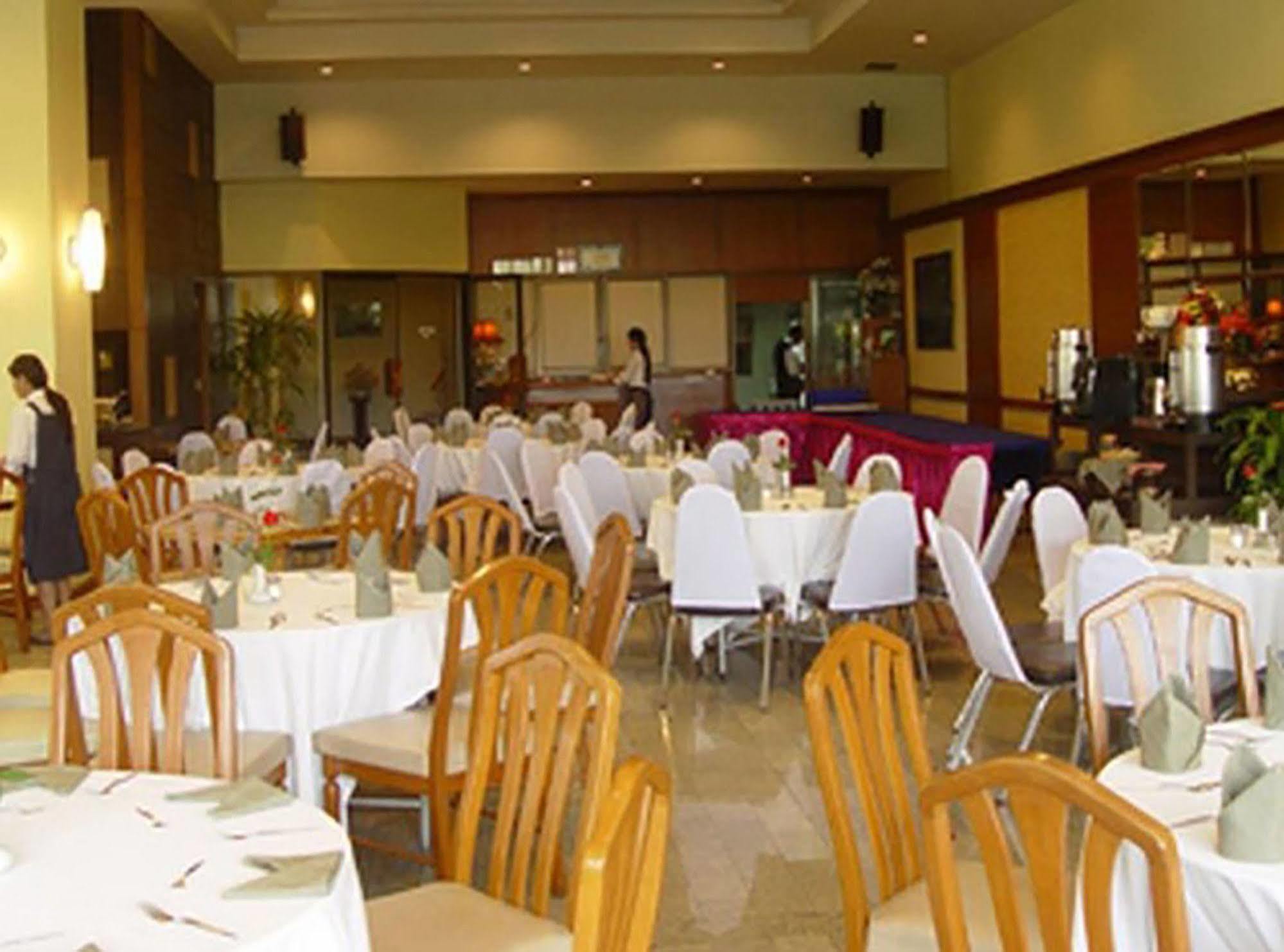 Royal Lanna Hotel Chiang Mai Dış mekan fotoğraf