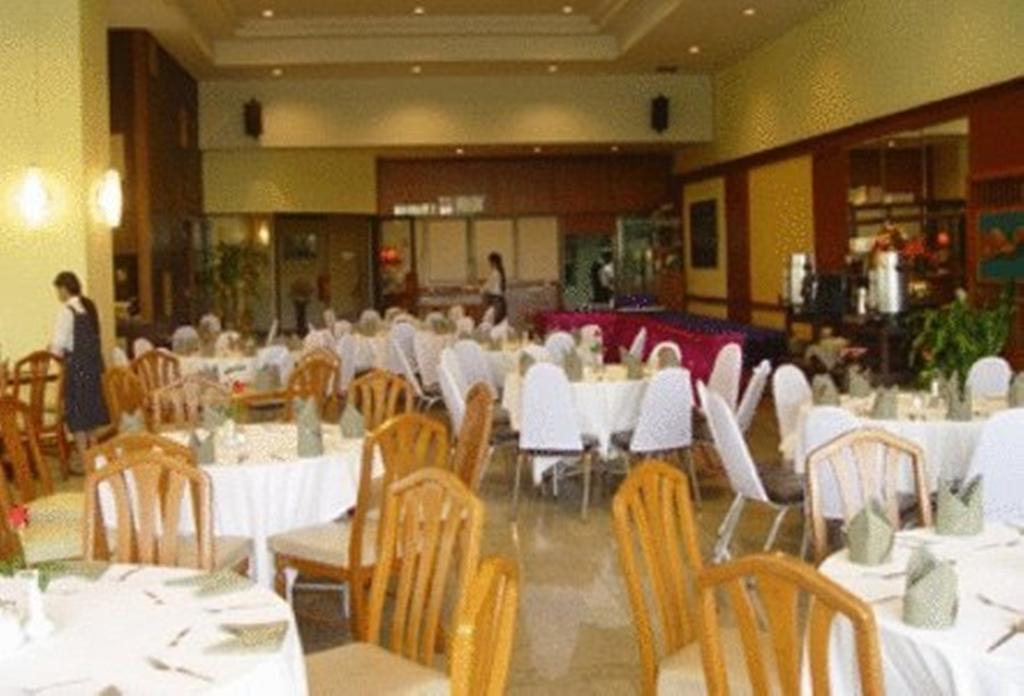 Royal Lanna Hotel Chiang Mai Dış mekan fotoğraf